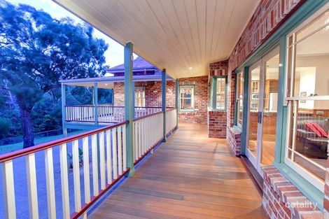 Property photo of 11 Parkland Close Frankston South VIC 3199