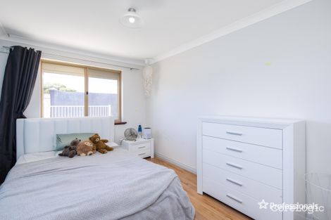 Property photo of 5 The Cove Ballajura WA 6066