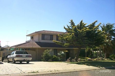 1 Petrel Cl, Halls Head, WA 6210