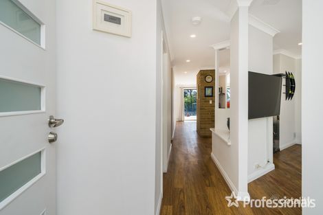 Property photo of 49 Adelaide Circle Craigie WA 6025