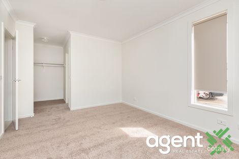 Property photo of 5 Caleana Court Cranbourne North VIC 3977