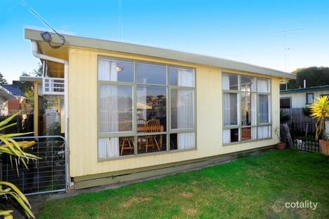17 Wallington Rd, Ocean Grove, VIC 3226
