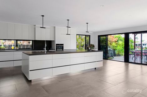 Property photo of 19 Helm Court Mermaid Waters QLD 4218