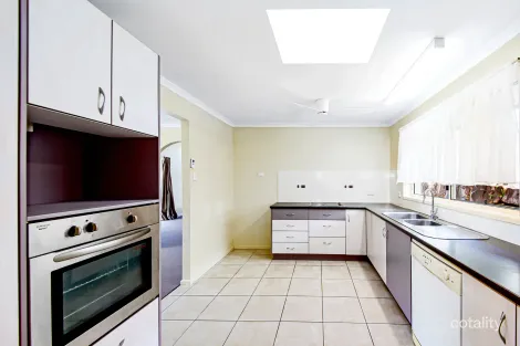 Property photo of 11 Somerset Drive Buderim QLD 4556