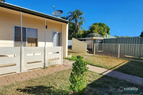 3/143 East St, The Gap, QLD 4825