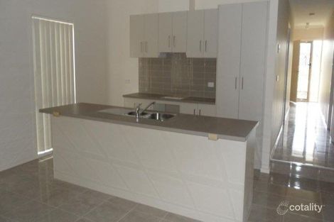 Property photo of 12 Taunton Drive Pakenham VIC 3810