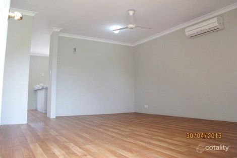 Property photo of 2/30 Westfield Street Maddington WA 6109