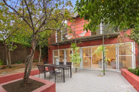 Property photo of 2/30 Erskine Street North Melbourne VIC 3051