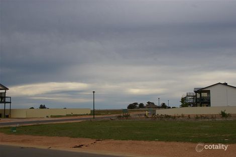 1 Timaru Way, North Beach, SA 5556