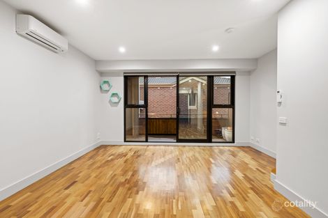 Property photo of 4/2C Oak Grove Balaclava VIC 3183