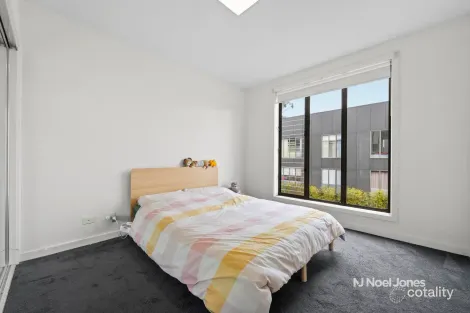 Property photo of 115/8 Yarra Bing Crescent Burwood VIC 3125