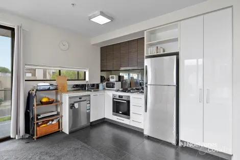 Property photo of 115/8 Yarra Bing Crescent Burwood VIC 3125
