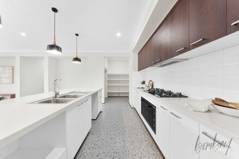 Property photo of 32 Arcturus Drive Kalkallo VIC 3064