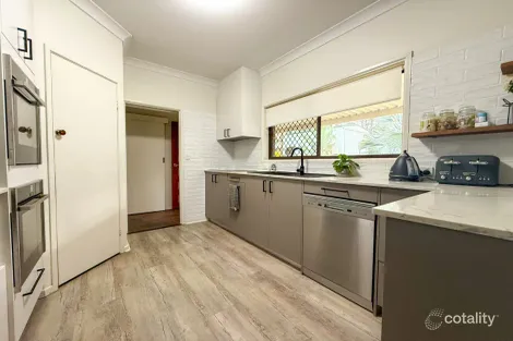 Property photo of 33 Kirkston Place Pine Mountain QLD 4306