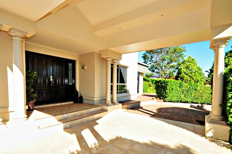Property photo of 9 Windermere Crescent Carindale QLD 4152