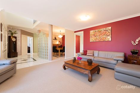 Property photo of 9 Windermere Crescent Carindale QLD 4152