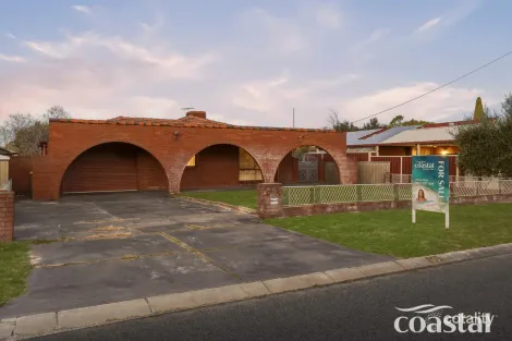 Property photo of 10 Indus Close Rockingham WA 6168