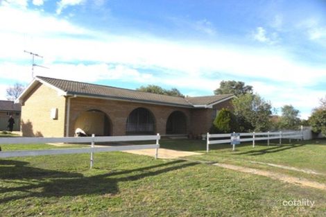 24-26 Cowra St, Gooloogong, NSW 2805