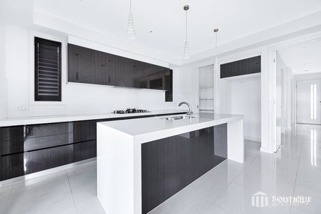 Property photo of 9 Longbow Terrace Cranbourne North VIC 3977