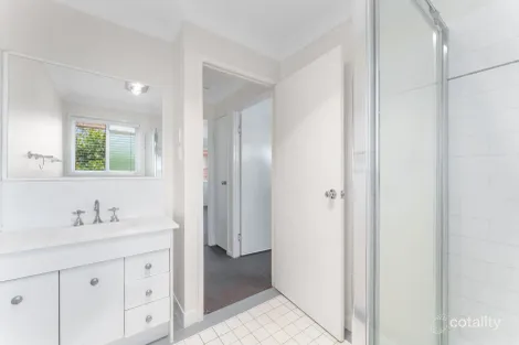 Property photo of 27/3809 Pacific Highway Tanah Merah QLD 4128