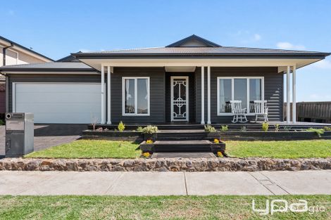 Property photo of 13 Dixon Way Maddingley VIC 3340