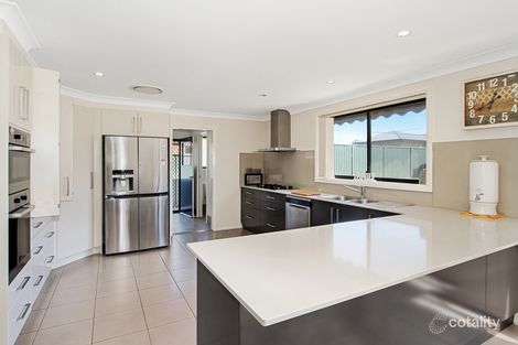 Property photo of 56 The Heights Hillvue NSW 2340