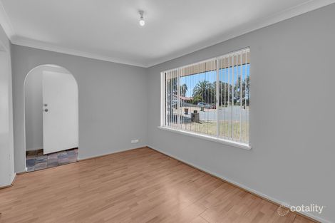 Property photo of 12 Legend Place Cooloongup WA 6168