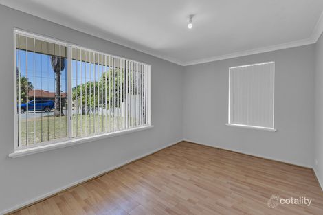Property photo of 12 Legend Place Cooloongup WA 6168