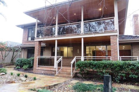 Property photo of 28 Golfwood Close Dingley Village VIC 3172