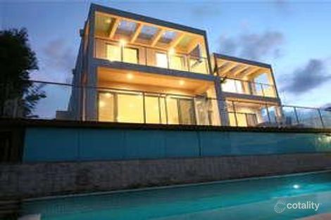 Property photo of 134 Sir Bruce Small Boulevard Benowa QLD 4217
