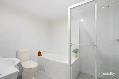 Property photo of 4/1-5 Quirk Road Manly Vale NSW 2093