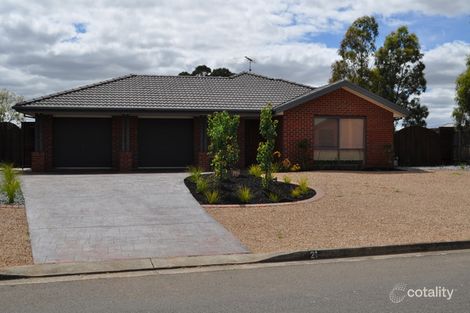 21 Cairns Dr, Darley, VIC 3340