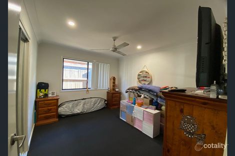 Property photo of 30 Mieka Crescent Pimpama QLD 4209