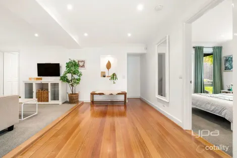 Property photo of 24 Rosyth Road Rye VIC 3941