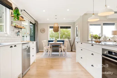 Property photo of 24 Rosyth Road Rye VIC 3941