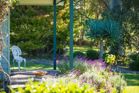Property photo of 20 Stringybark Place Millingandi NSW 2549