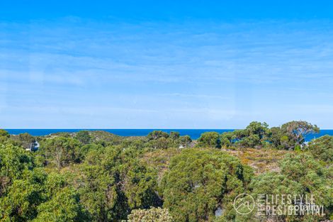 Property photo of 4/8 Collett Place Guilderton WA 6041