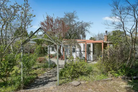 Property photo of 4 Nelson Avenue Wentworth Falls NSW 2782