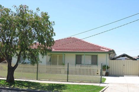 6 Whitesides Ave, Sunshine West, VIC 3020