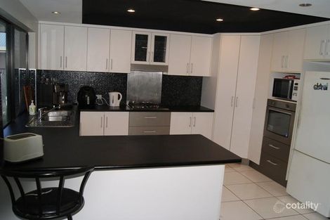 Property photo of 5 Archbold Court Marian QLD 4753