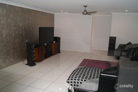 Property photo of 5 Archbold Court Marian QLD 4753