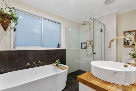 Property photo of 41 Curtain Road Hurstbridge VIC 3099