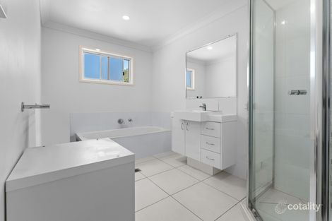 Property photo of 2/39 River Road Bundamba QLD 4304