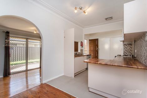 Property photo of 14 Cosgrove Crescent Kingswood NSW 2747