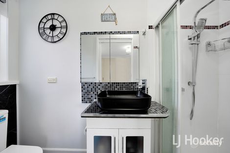 Property photo of 37 Dalley Crescent Latham ACT 2615