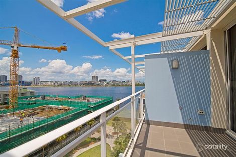 Property photo of 842/2 The Crescent Wentworth Point NSW 2127