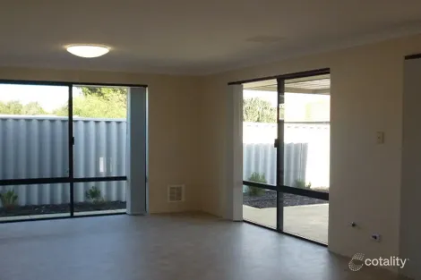 Property photo of 4 Bancroft Close Greenfields WA 6210