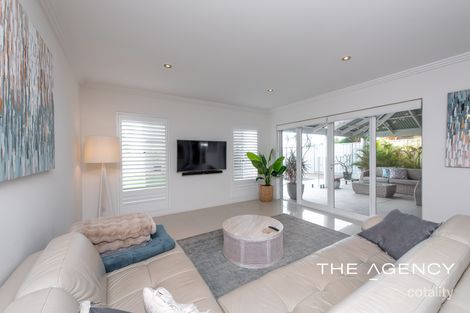 Property photo of 33 Murray Drive Hillarys WA 6025