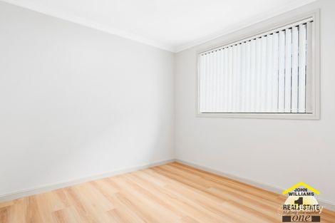Property photo of 27 Culgoa Court Wattle Grove NSW 2173