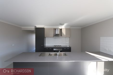 Property photo of 2 Cecil Road Tarneit VIC 3029